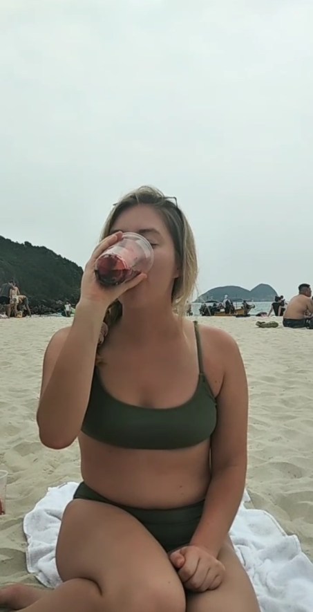 Screenshot_20200422-150630_Video Player